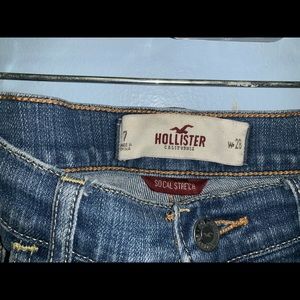 Womans hollister capri jeans